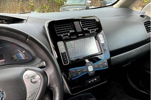 2015 Nissan Leaf SL