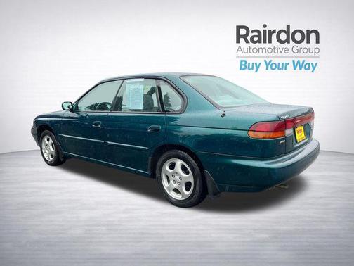 1996 Subaru Legacy Base