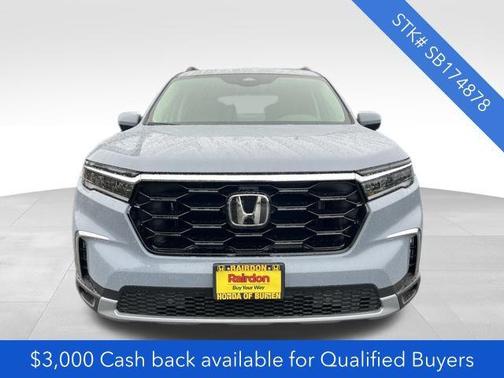 2025 Honda Pilot Touring 8-Passenger