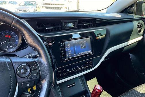2017 Toyota Corolla iM Base
