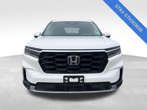 2023 Honda Pilot AWD EX-L 8 Passenger