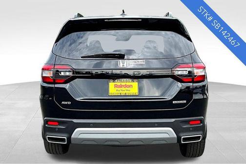2025 Honda Pilot Touring 8-Passenger