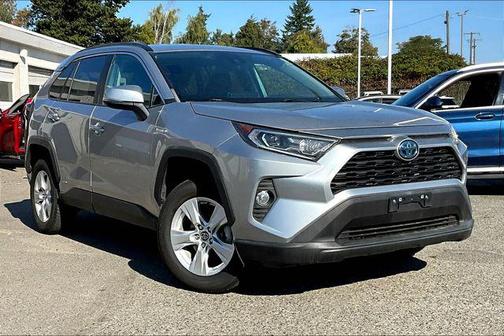 2021 Toyota RAV4 Hybrid XLE