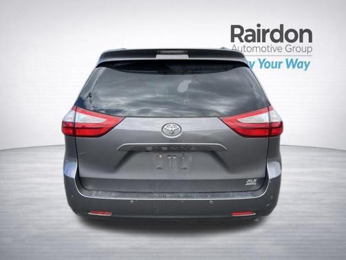 Predawn Gray Mica 2015 Toyota Sienna XLE Premium