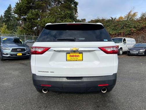 2021 Chevrolet Traverse LS