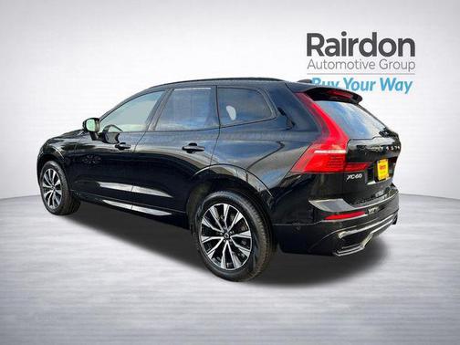 2025 Volvo XC60 B5 Plus