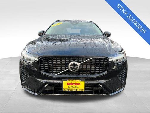 2025 Volvo XC60 B5 Plus