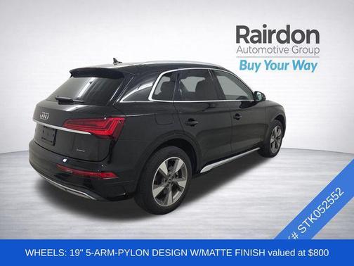 Black Metallic 2023 Audi Q5 40 Premium