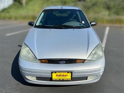 Photo 3 of 21 of 2003 Ford Focus ZX5