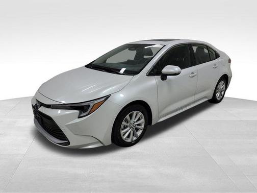 2025 Toyota Corolla Hybrid XLE