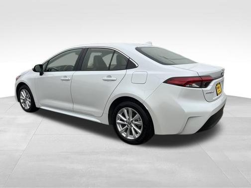 2025 Toyota Corolla Hybrid XLE