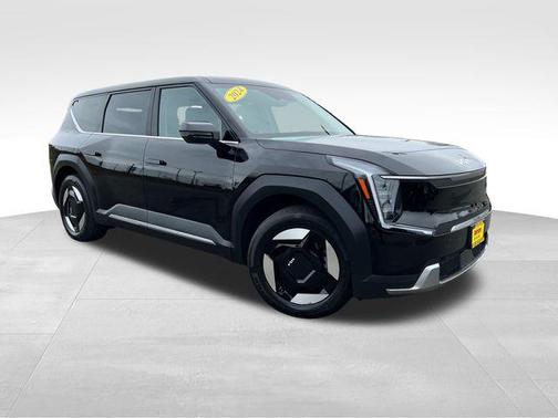 2024 Kia EV9 Light Short Range