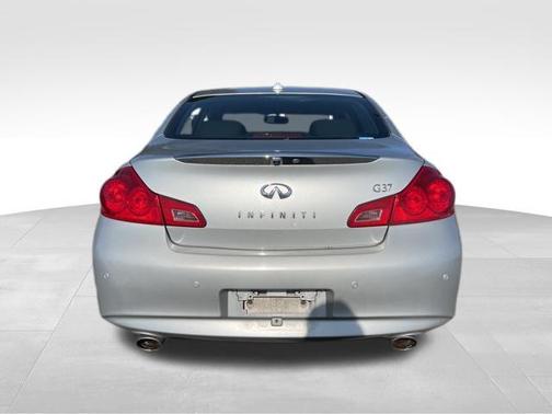 2010 INFINITI G37 Journey