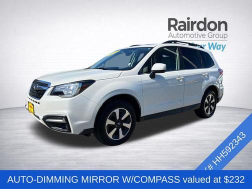 Crystal White Pearl 2017 Subaru Forester 2.5i Limited