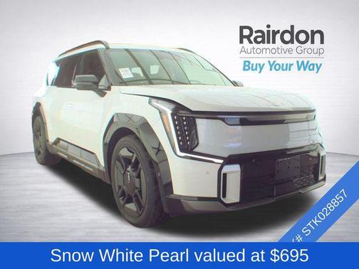 Snow White Pearl 2024 Kia EV9 GT-Line