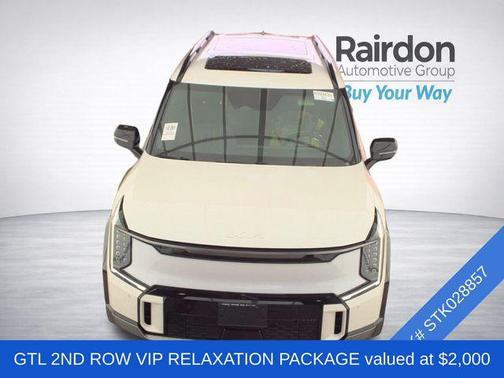 Snow White Pearl 2024 Kia EV9 GT-Line