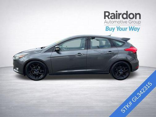 Magnetic 2016 Ford Focus SE