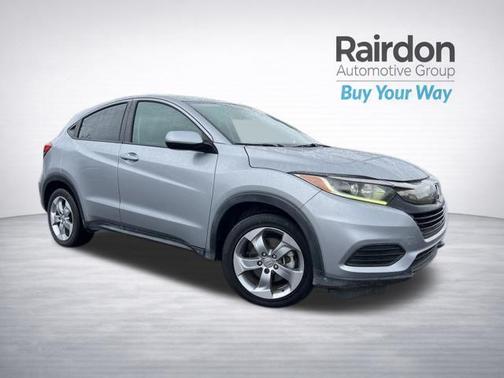 Lunar Silver Metallic 2019 Honda HR-V LX