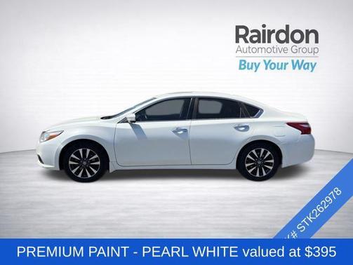 Pearl White 2016 Nissan Altima 2.5 SV