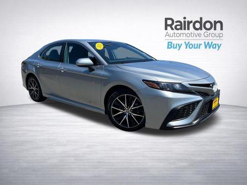 Celestial Silver Metallic 2023 Toyota Camry SE