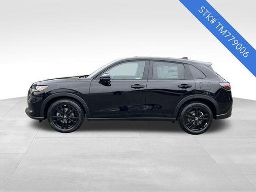 Crystal Black Pearl 2026 Honda HR-V AWD Sport