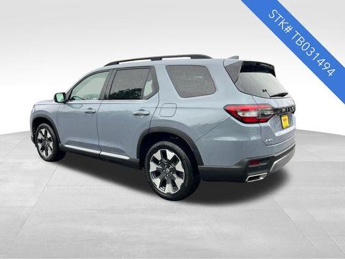 Sonic Gray Pearl 2026 Honda Pilot Elite