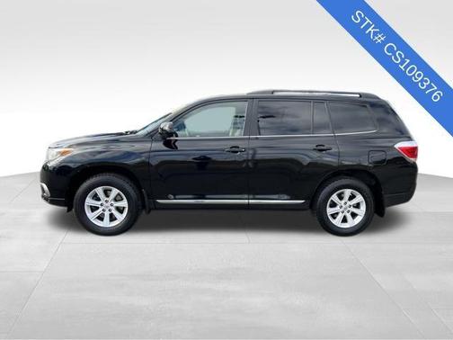 2012 Toyota Highlander SE