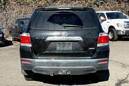 2012 Toyota Highlander SE