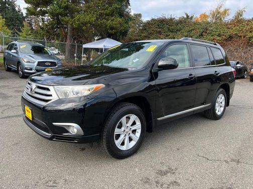 2012 Toyota Highlander SE