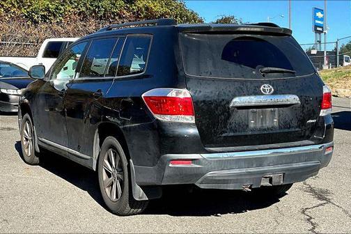 2012 Toyota Highlander SE