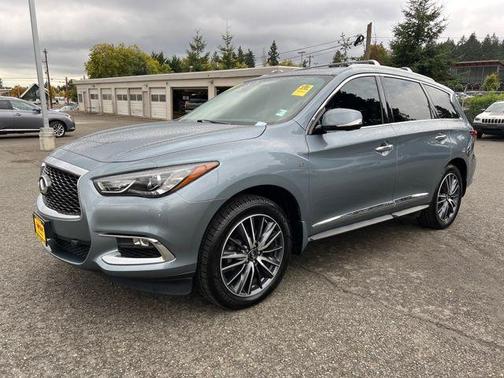 2017 INFINITI QX60 Base
