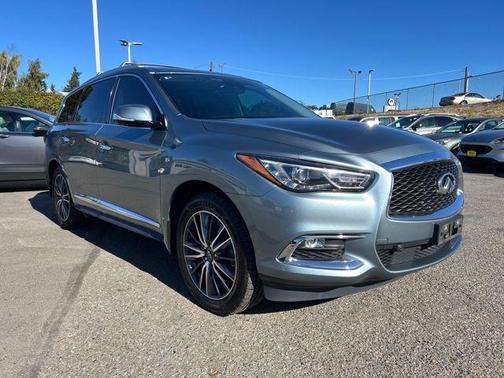 2017 INFINITI QX60 Base