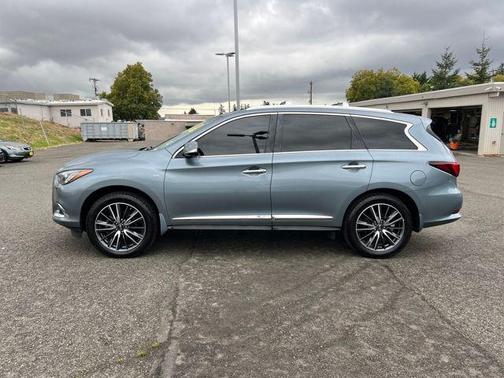 2017 INFINITI QX60 Base