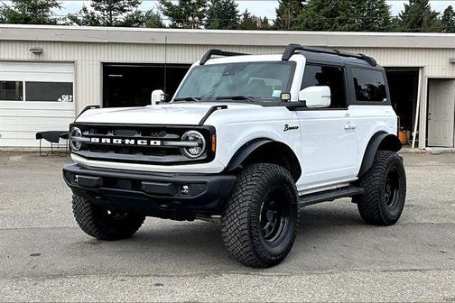 2023 Ford Bronco Outer Banks