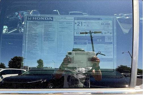 2025 Honda Pilot Touring 8-Passenger
