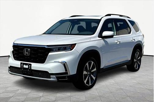 2025 Honda Pilot Touring 8-Passenger