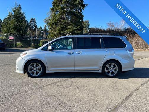 2017 Toyota Sienna SE Premium