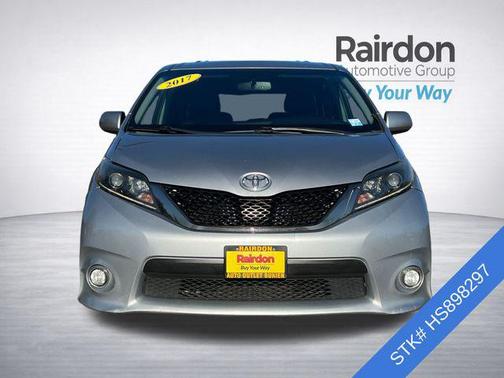 2017 Toyota Sienna SE Premium