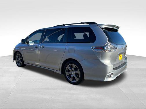 2017 Toyota Sienna SE Premium
