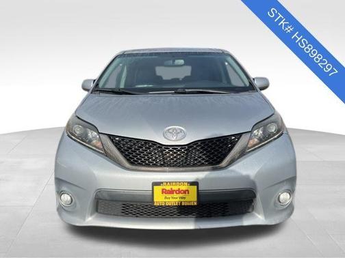 2017 Toyota Sienna SE Premium