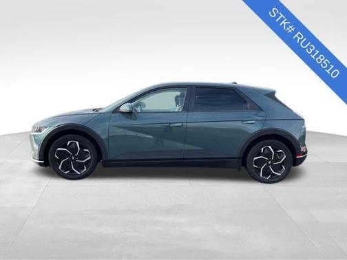 2024 Hyundai IONIQ 5 SE