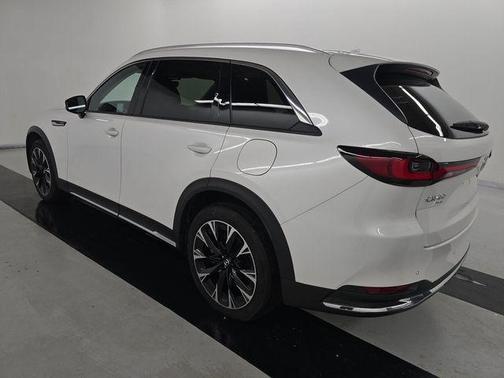 2024 Mazda CX-90 PHEV Premium