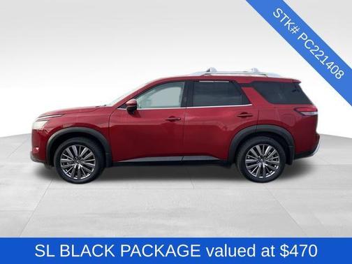 2023 Nissan Pathfinder SL 4WD