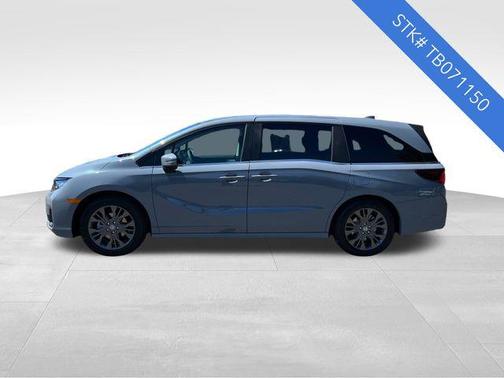 Sonic Gray Pearl 2026 Honda Odyssey Touring