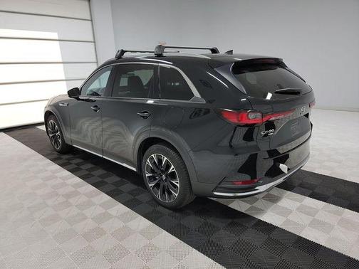 2024 Mazda CX-90 PHEV Premium Plus