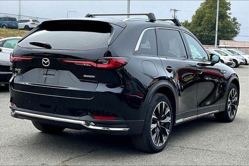 2024 Mazda CX-90 PHEV Premium Plus