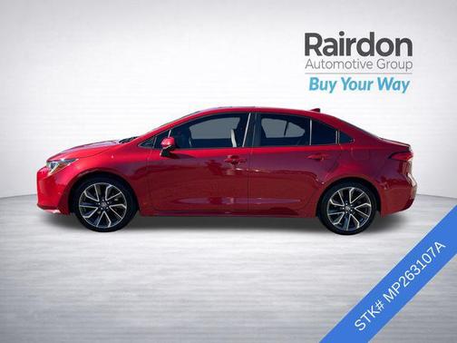 Barcelona Red Metallic 2021 Toyota Corolla LE