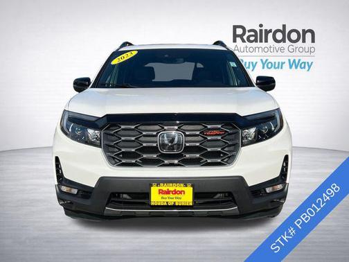 Platinum White Pearl 2023 Honda Passport AWD TrailSport