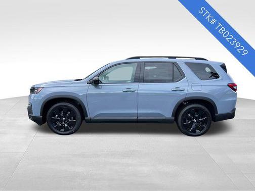 Sonic Gray Pearl 2026 Honda Pilot Black Edition