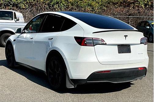 2023 Tesla Model Y Long Range Dual Motor All-Wheel Drive